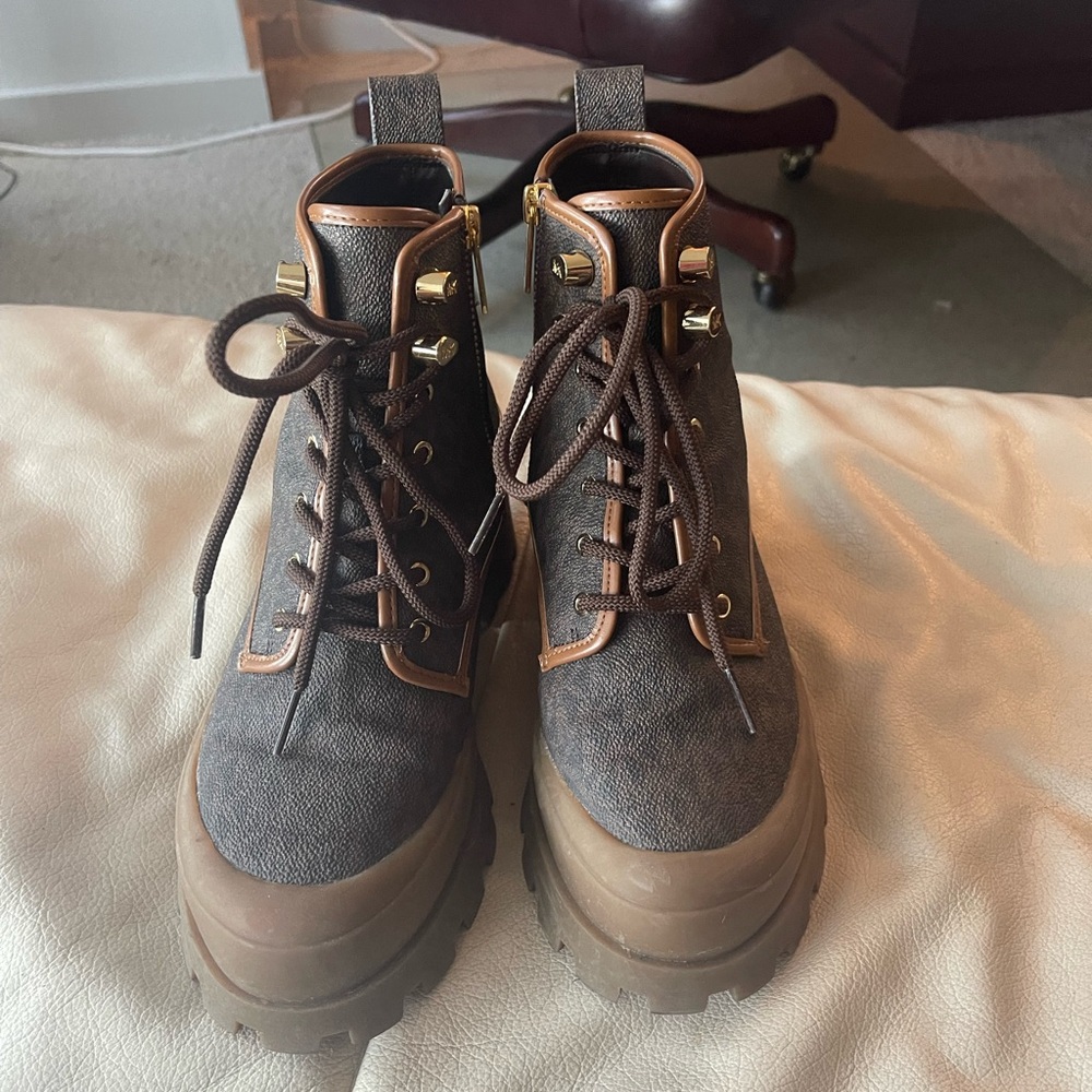 Michael Kors boots